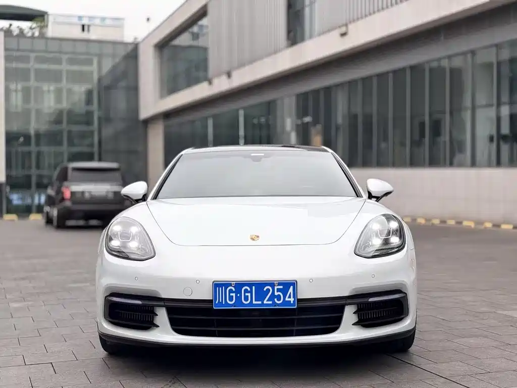 Porsche Panamera 2021 — фото 2