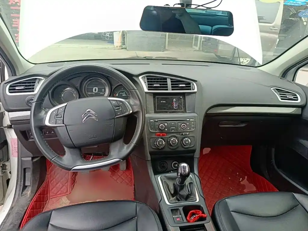 Citroën C4L 2016 — фото 6