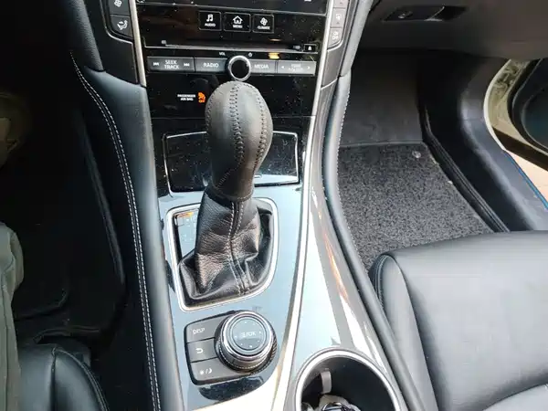 Infiniti Q50L 2016
