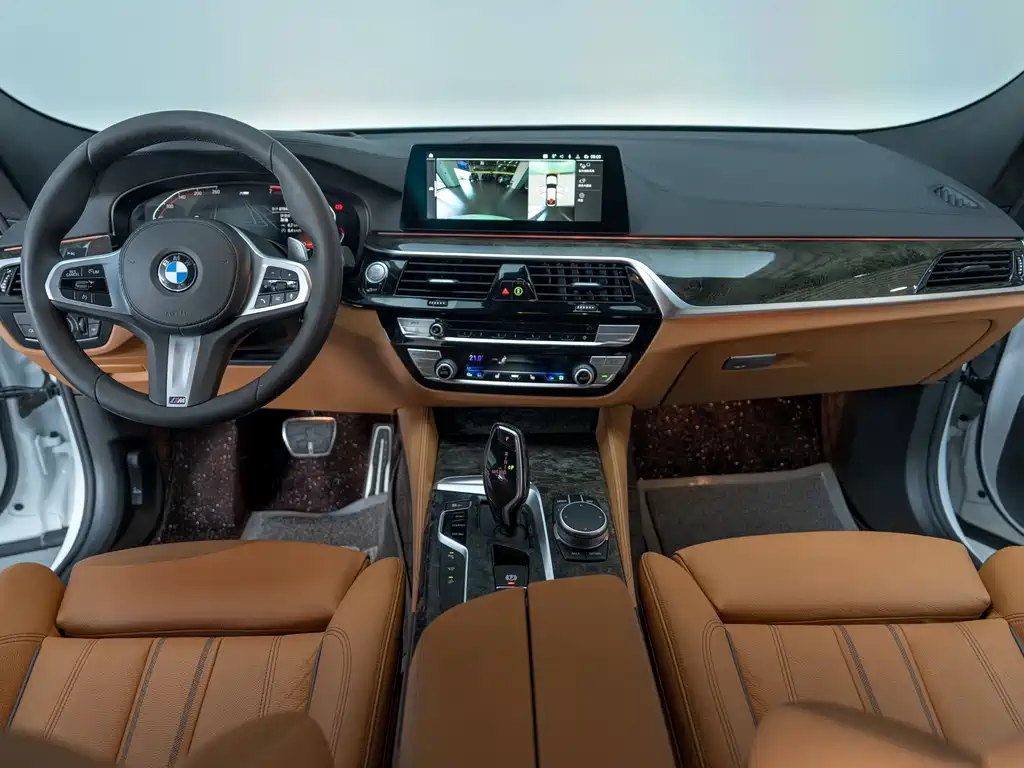 BMW 6 Series GT 2020 — фото 10