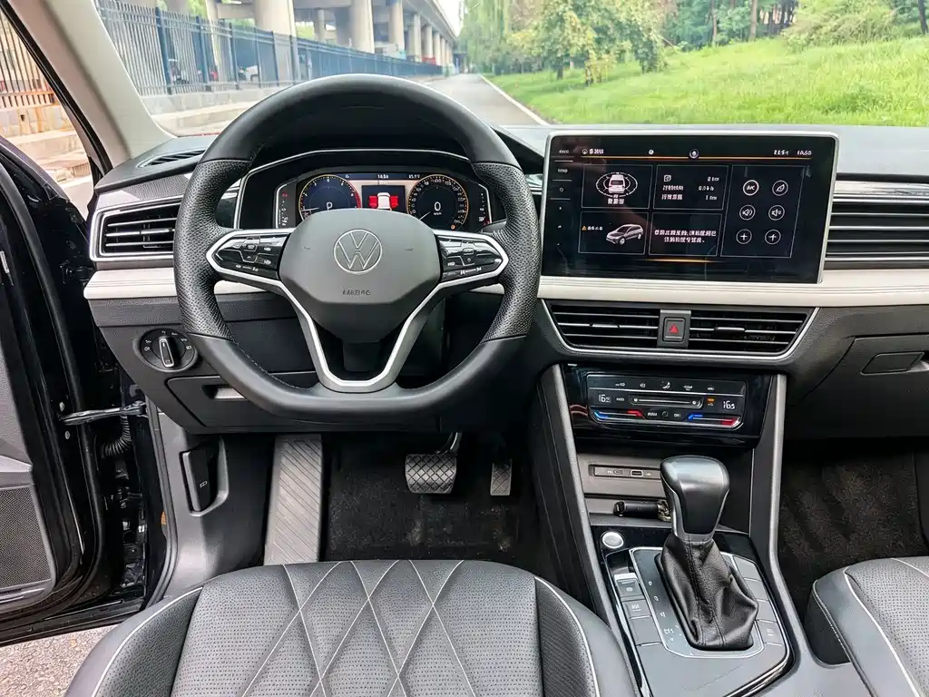 Volkswagen Tiguan L 2021