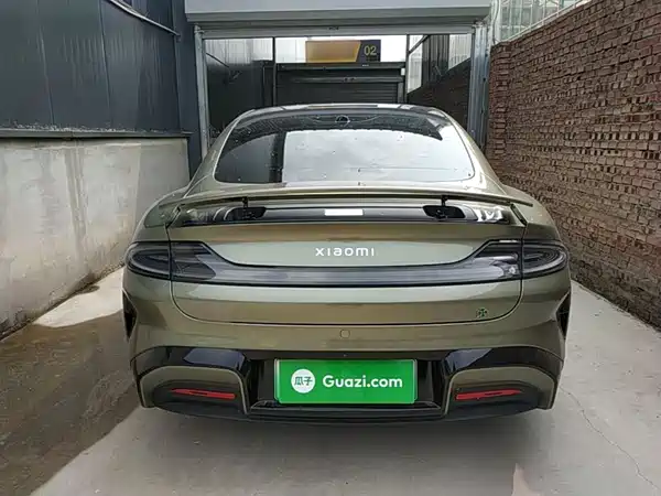 Xiaomi SU7 2025
