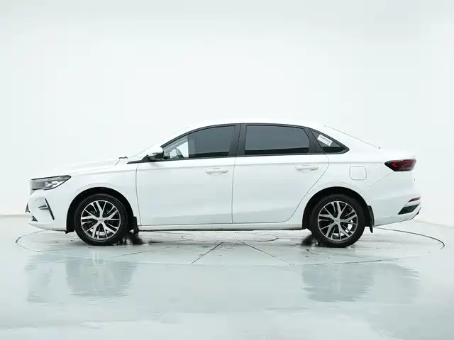 Geely Emgrand 2024
