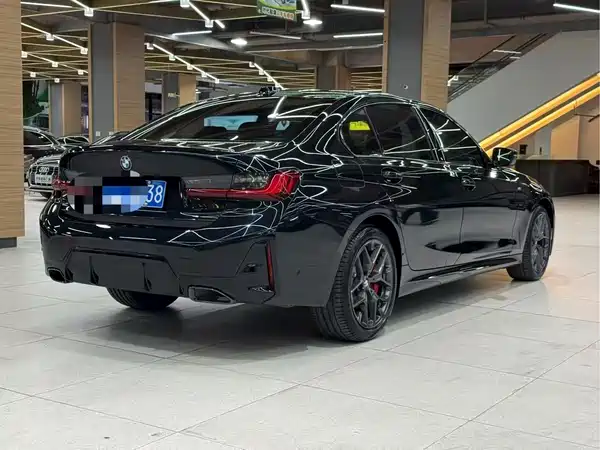 BMW 3 Series 2024