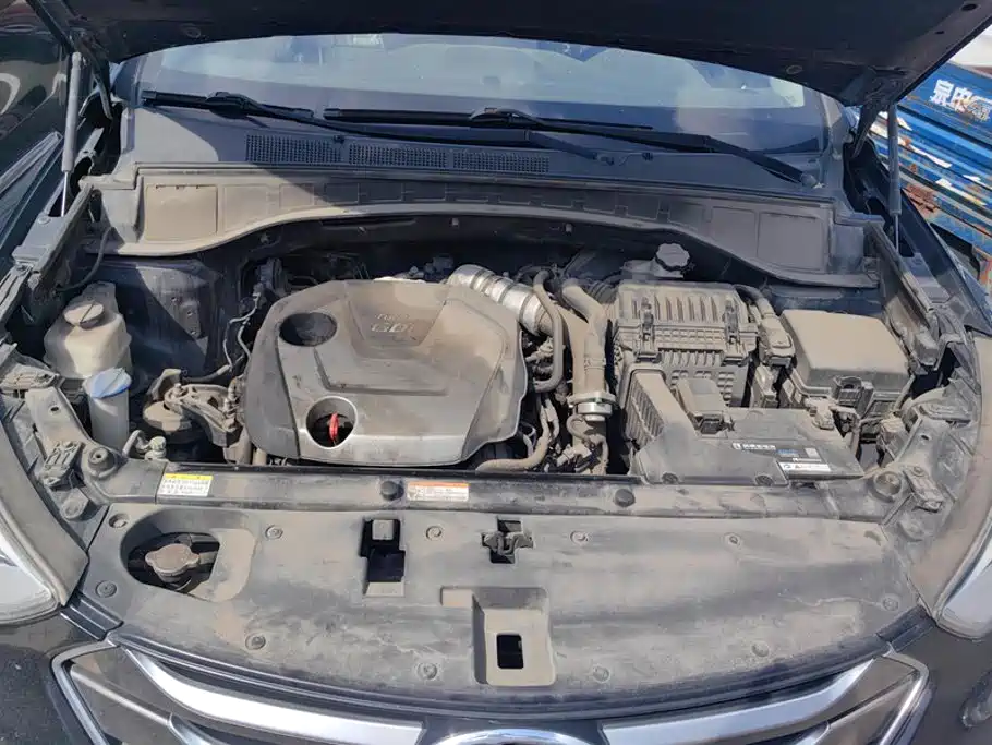 Hyundai Santa Fe 2015 — фото 10