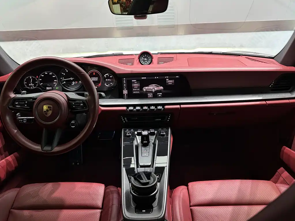 Porsche 911 2021