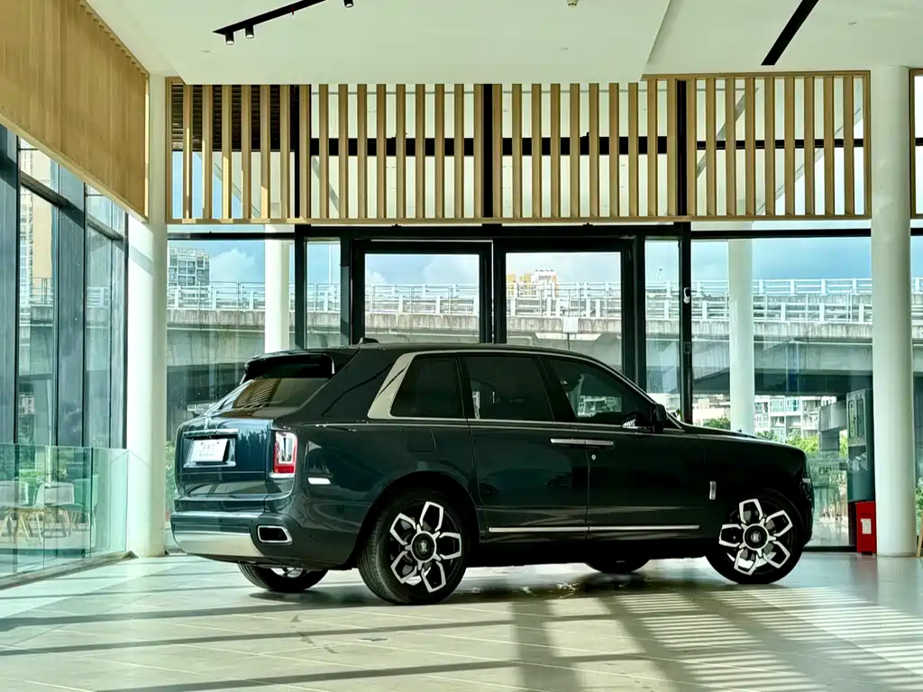 Rolls-Royce Cullinan 2019