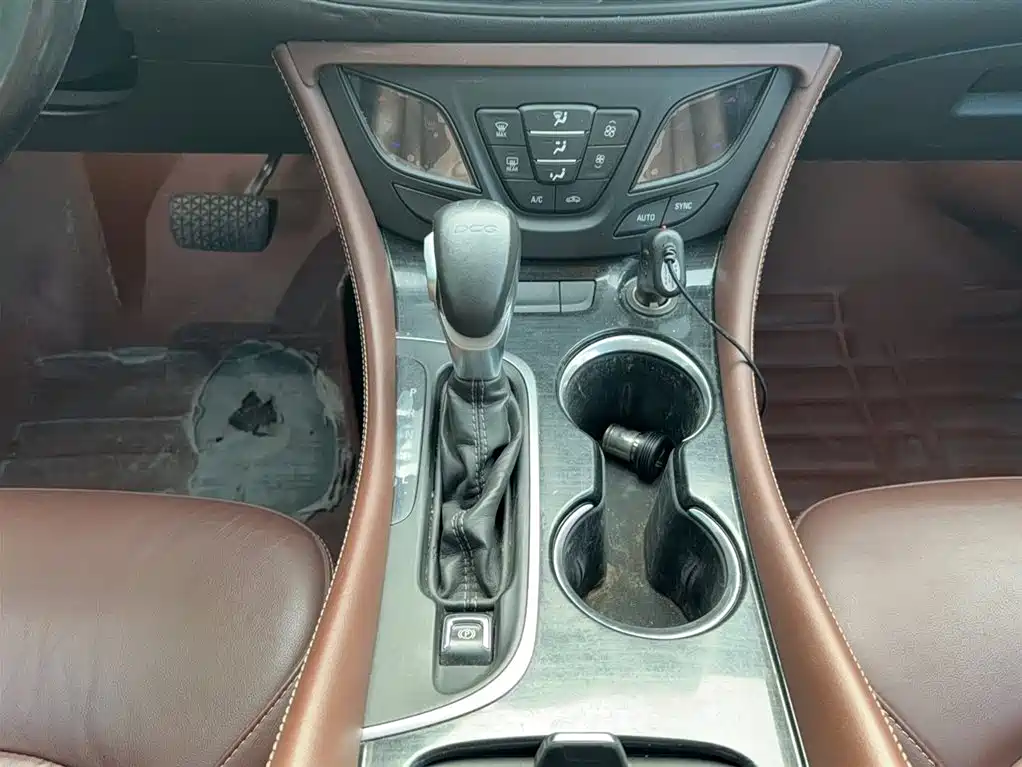 Buick Envision Plus 2018 — фото 7