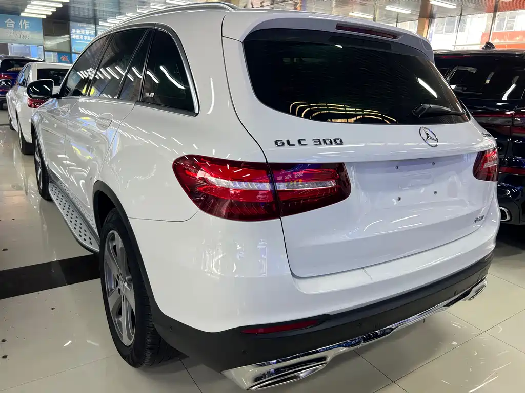 Mercedes-Benz GLC 2016 — фото 8