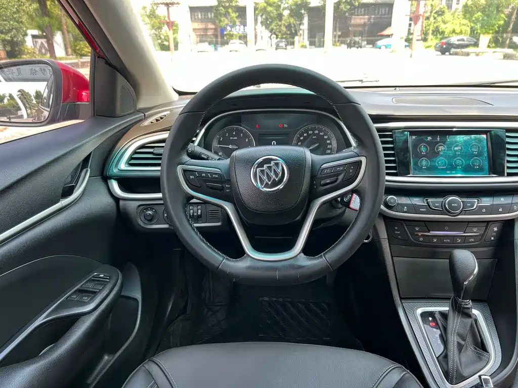 Buick Excelle 2019 — фото 11