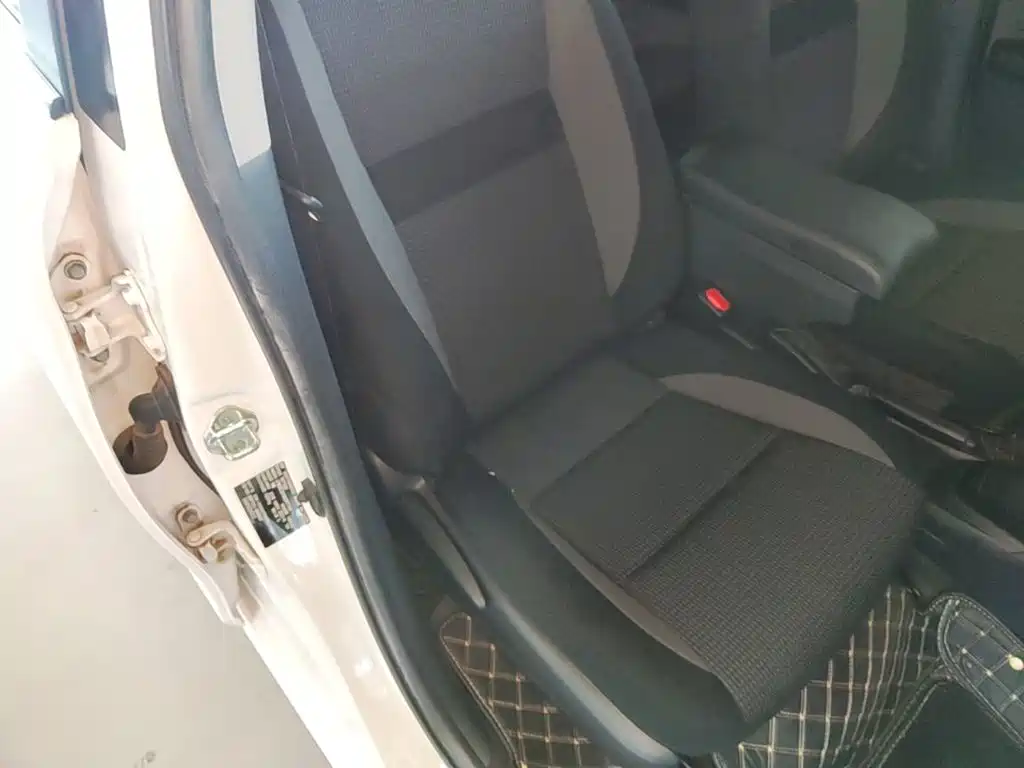 Toyota Vios FS 2021 — фото 25