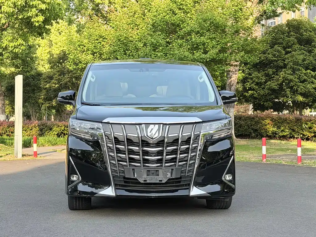Toyota Alphard 2019 — фото 2
