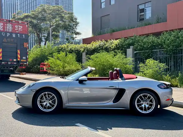 Porsche 718 2021