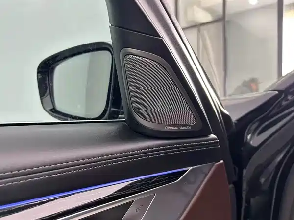 BMW 7 Series 2021