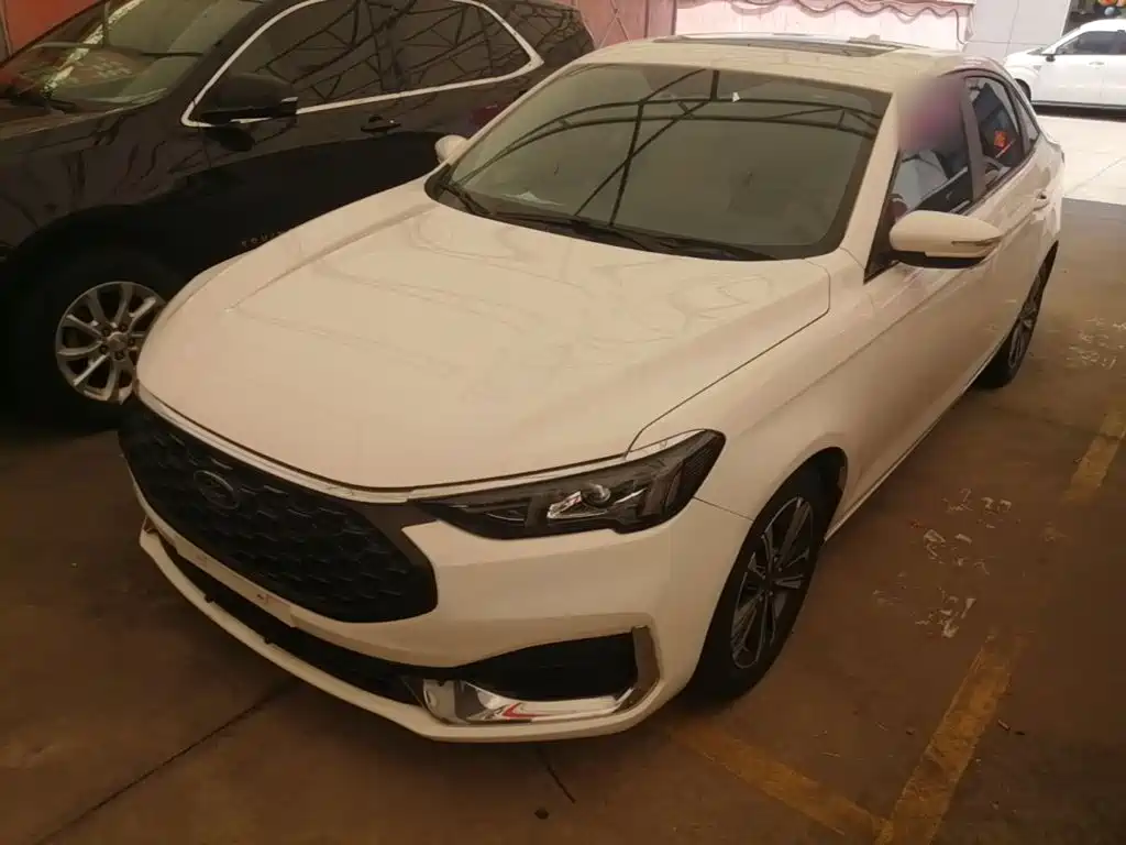 Ford Escort 2021