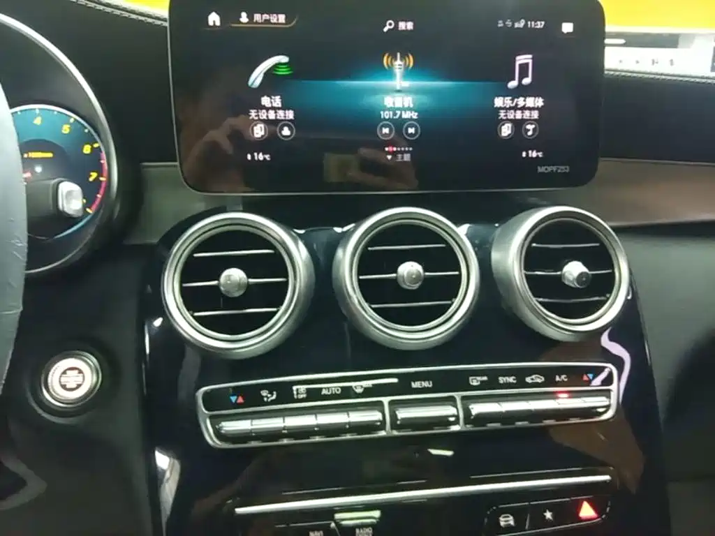 Mercedes-Benz GLC 2021 — фото 13