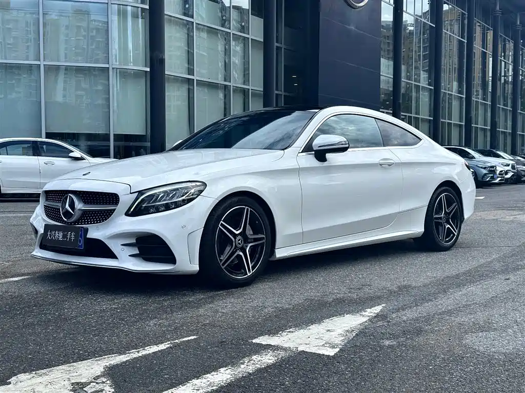 Mercedes-Benz C-Class 2019