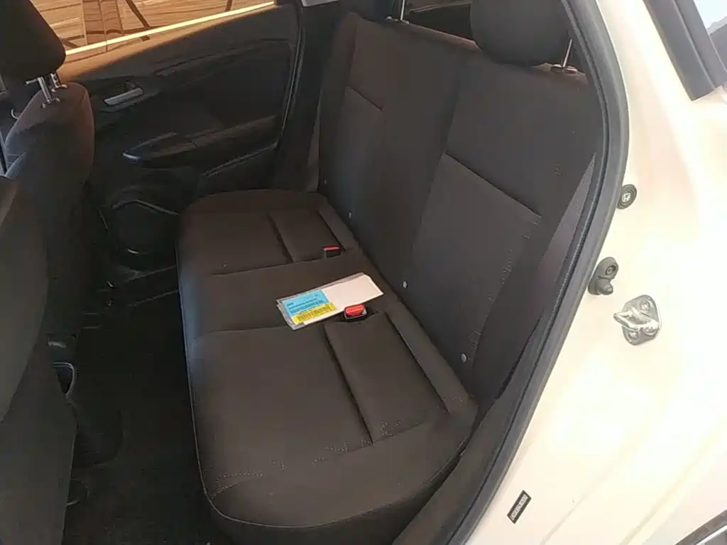 Honda Fit 2018 — фото 17