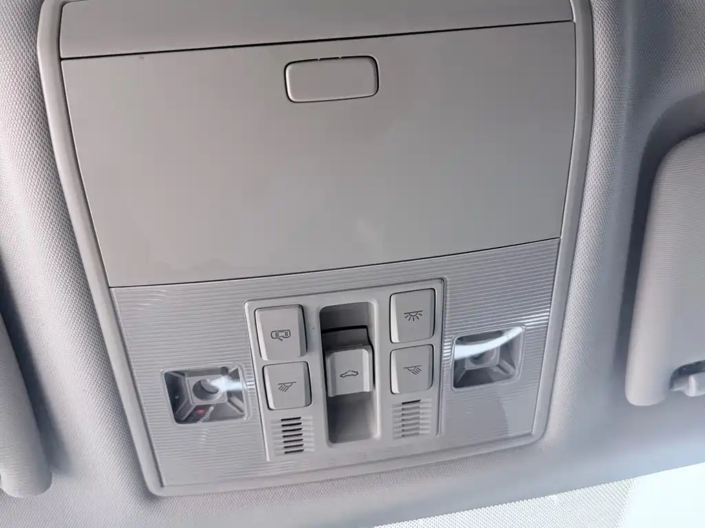 Skoda Speedy 2024 — фото 13