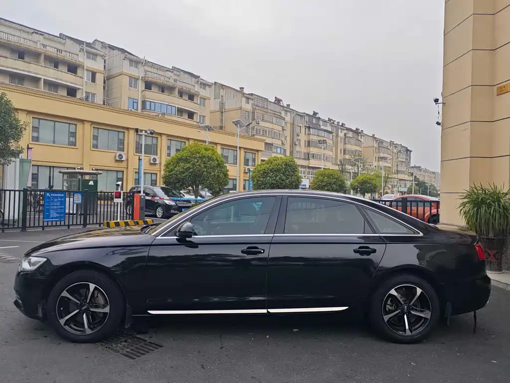 Audi A6L 2013