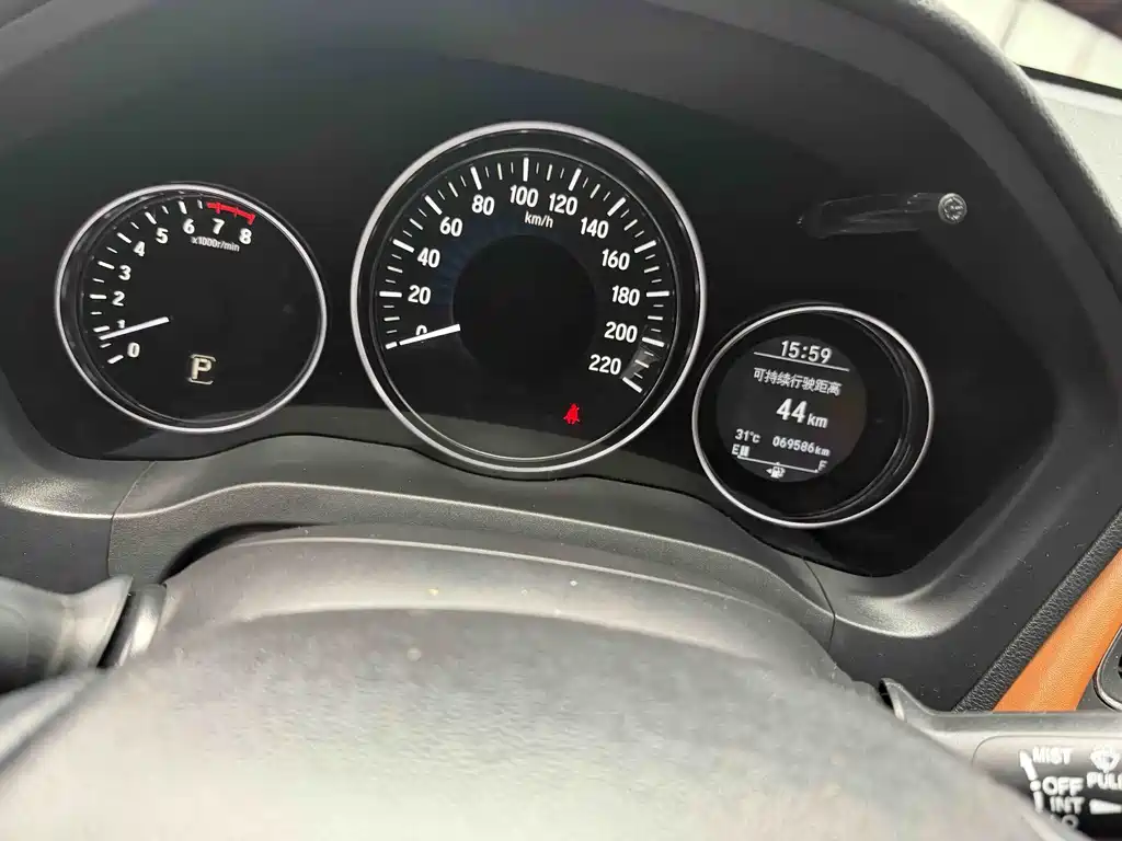 Honda Vezel 2017 — фото 13