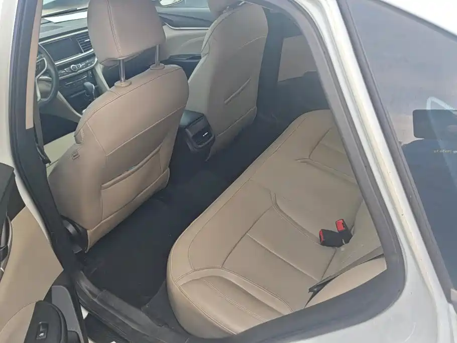 Buick Excelle 2019 — фото 11