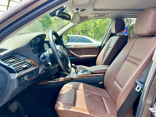 BMW X5 2011