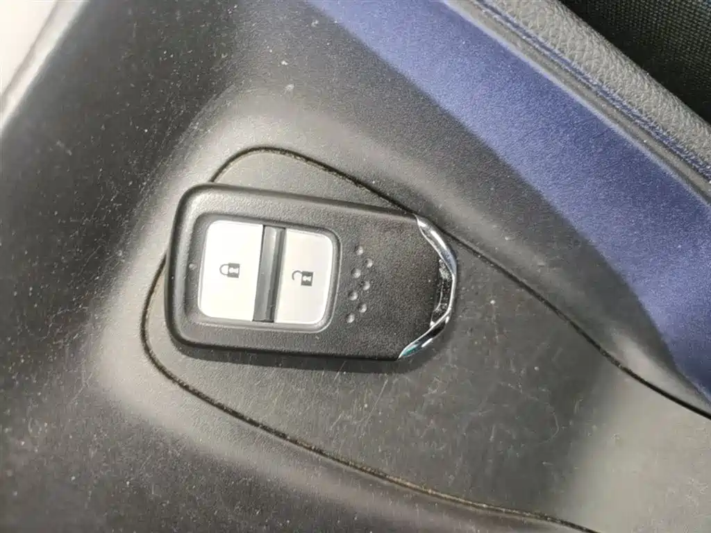 Honda Fit 2023 — фото 9