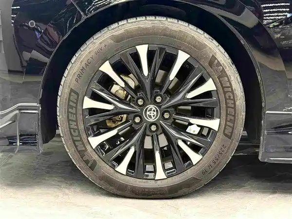 Toyota Alphard 2024