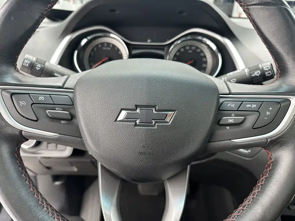 Chevrolet Orlando 2023 — фото 15