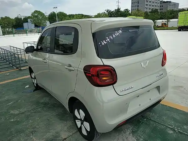 Wuling Hongguang MINIEV 2025