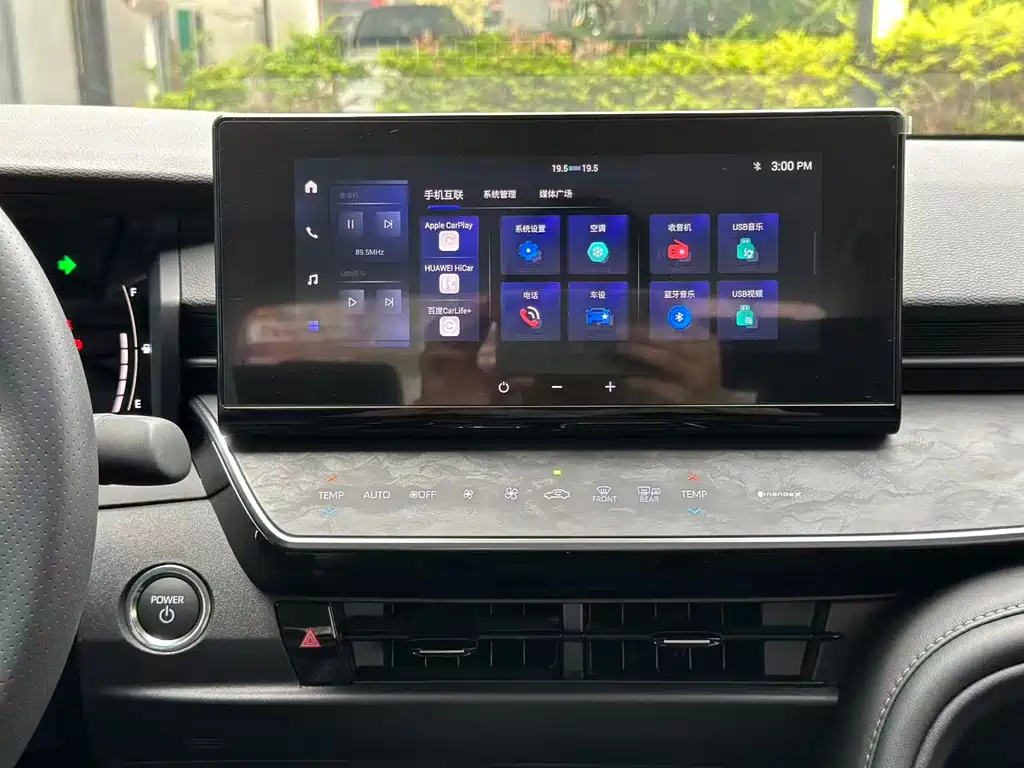 Toyota Camry 2025 — фото 10