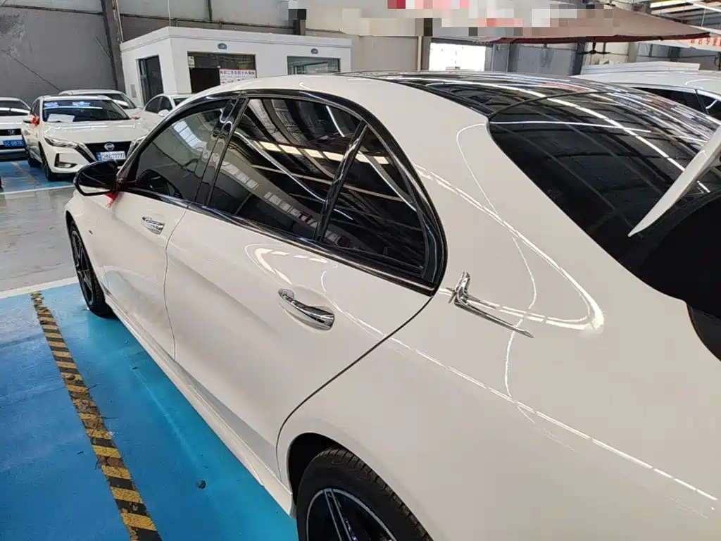 Mercedes-Benz C-Class 2021