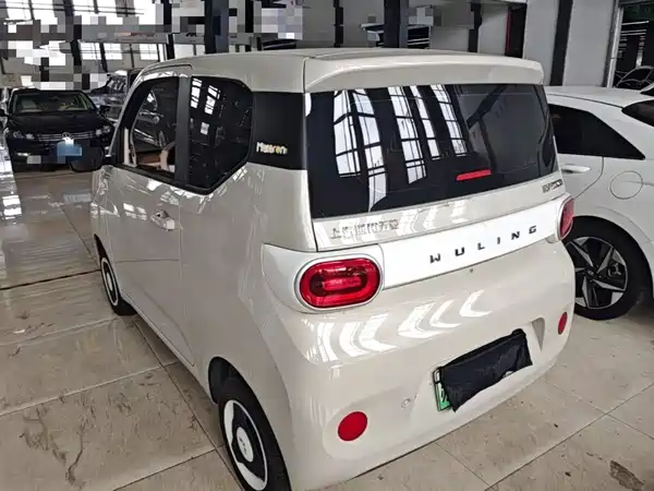 Wuling Hongguang MINIEV 2025