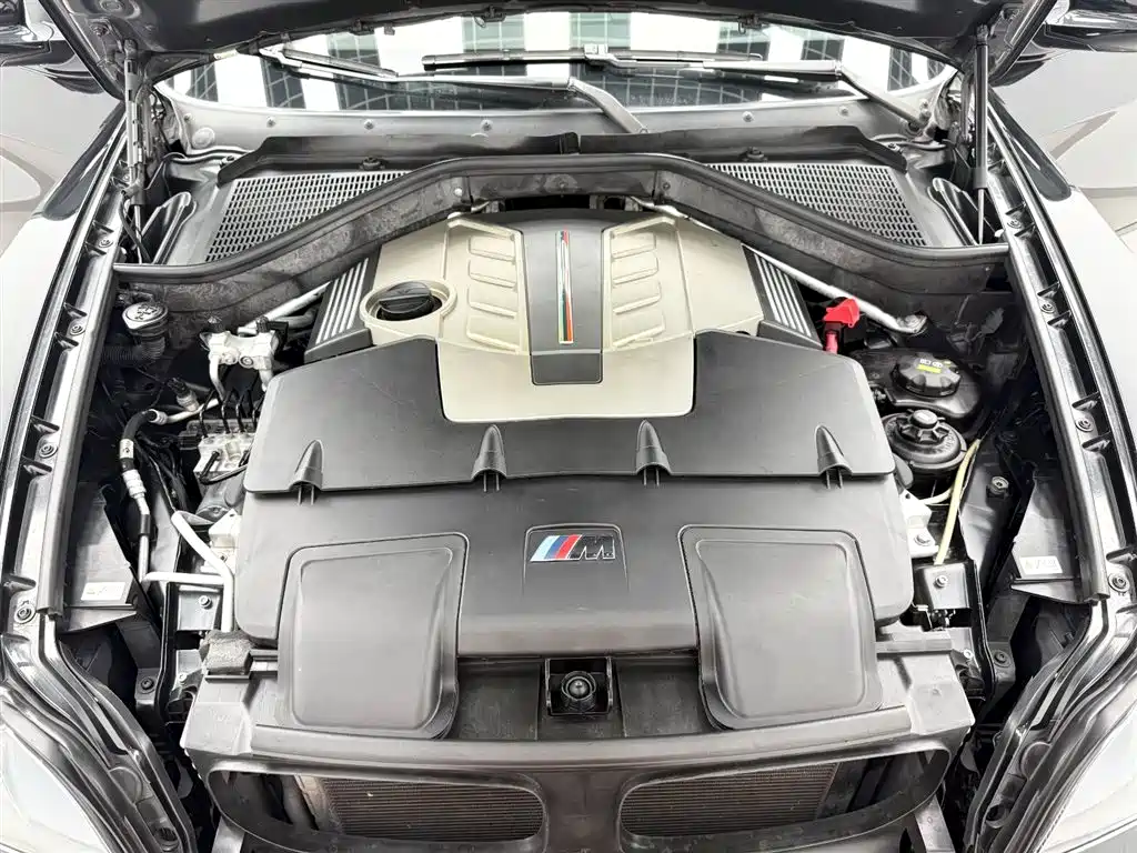 BMW X5 M 2011 — фото 20