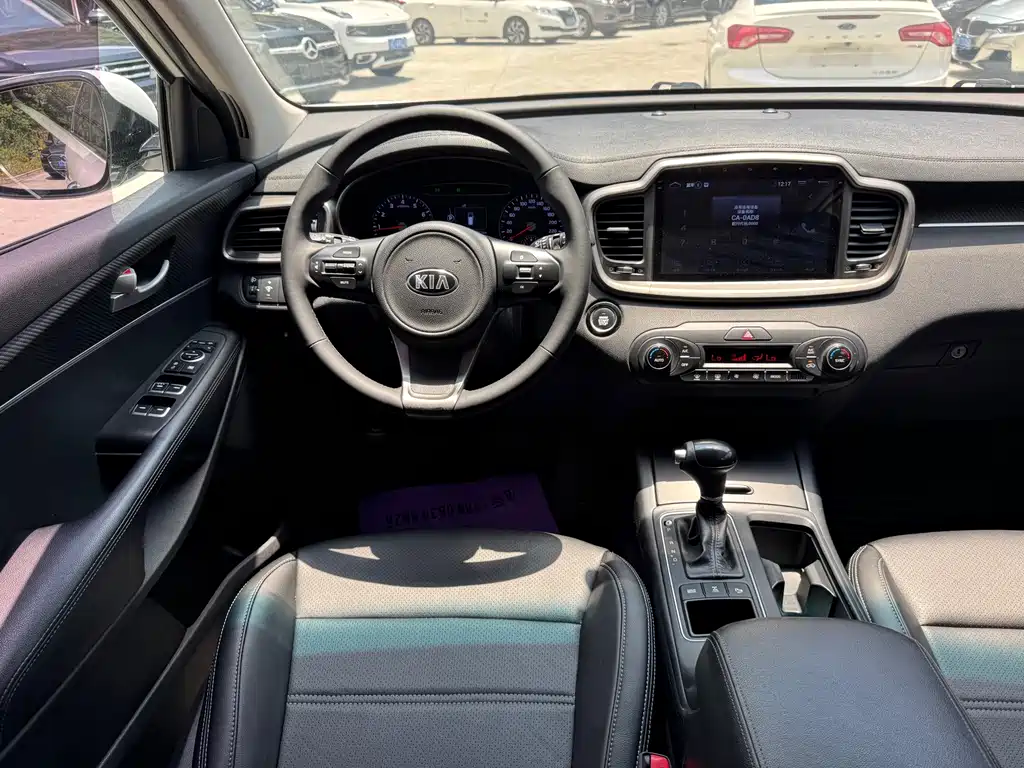 Kia Sorento 2017 — фото 16