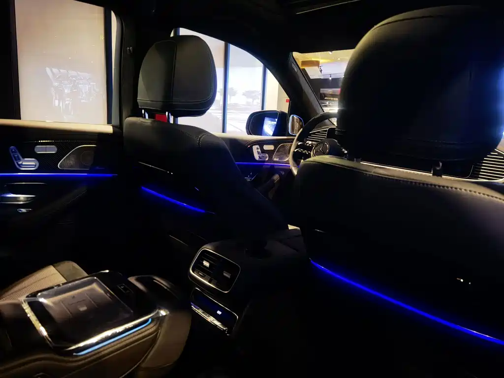 Mercedes-Benz GLS AMG 2026 — фото 12