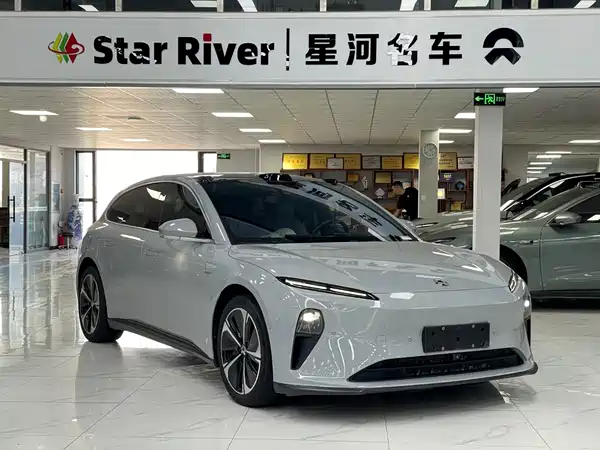 NIO ET5T 2023