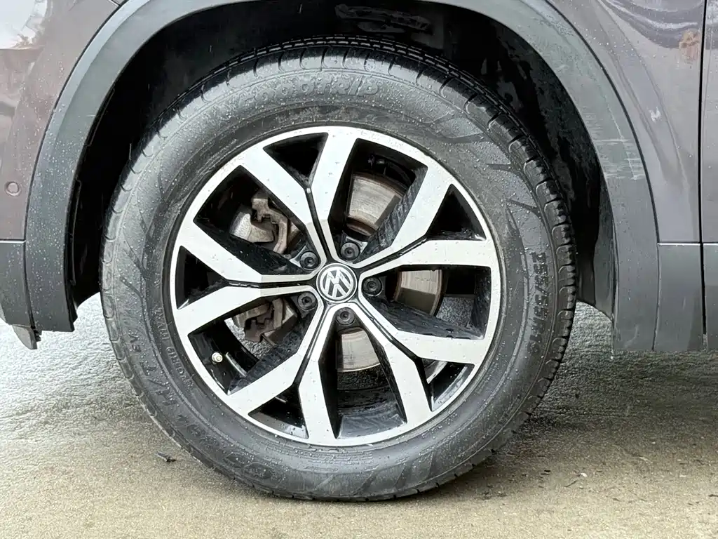 Volkswagen Teramont 2018 — фото 11