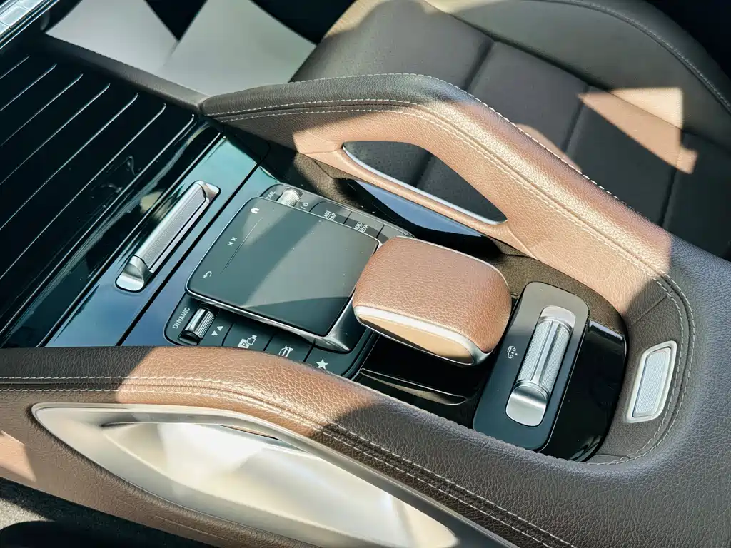 Mercedes-Benz GLS 2023 — фото 16