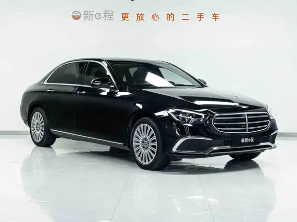Mercedes-Benz E-Class 2022