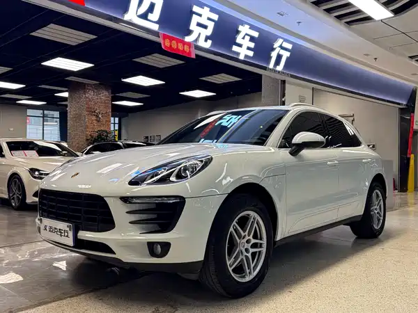 Porsche Macan 2016
