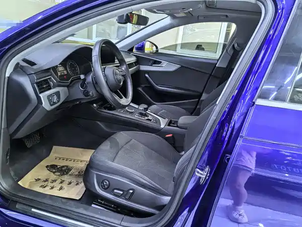 Audi A4L 2017