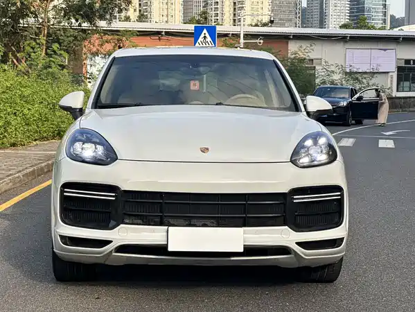 Porsche Cayenne 2016