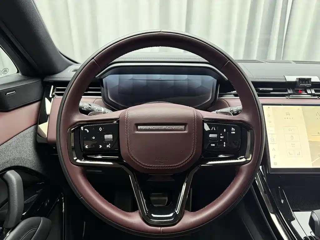 Land Rover Sport 2024 — фото 17