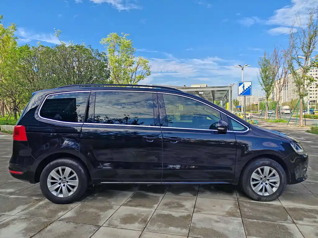 Volkswagen Sharan 2015 — фото 7