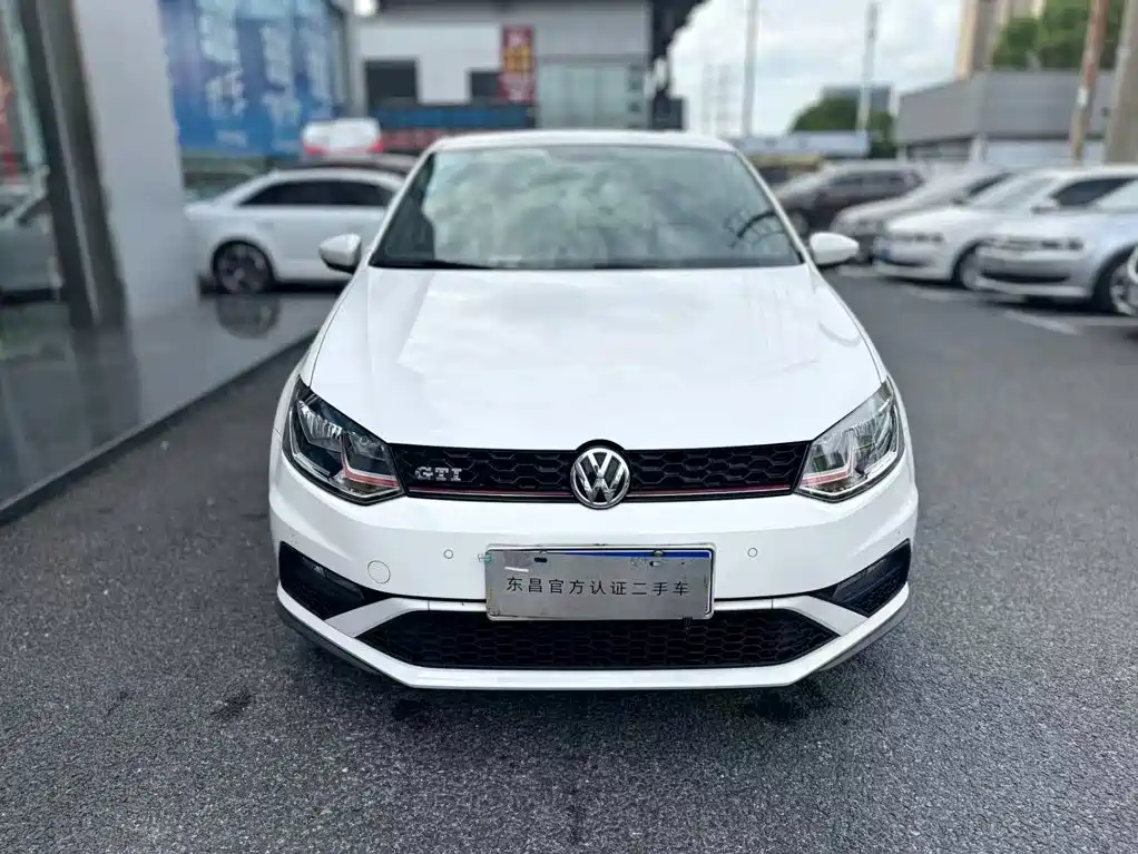 Volkswagen Polo 2016