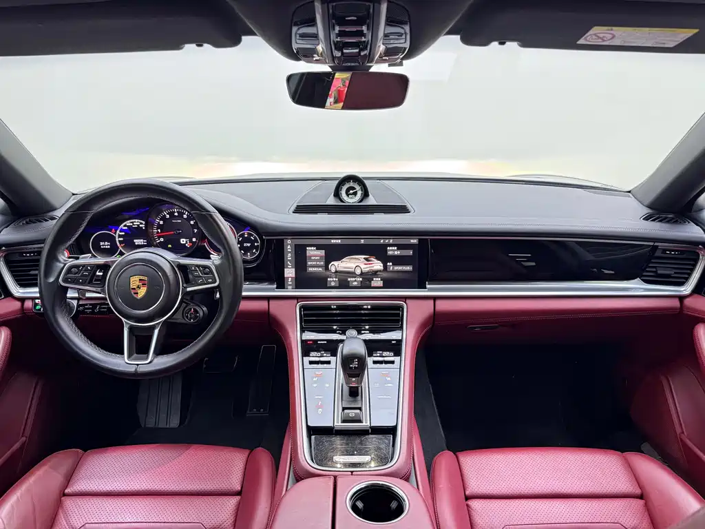 Porsche Panamera 2019