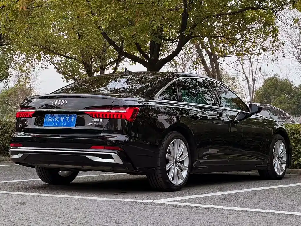 Audi A6L 2024 — фото 5