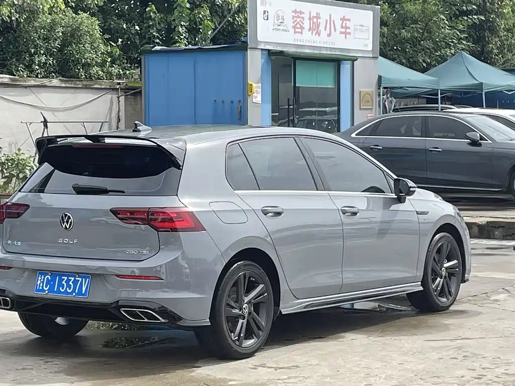Volkswagen Golf 2023